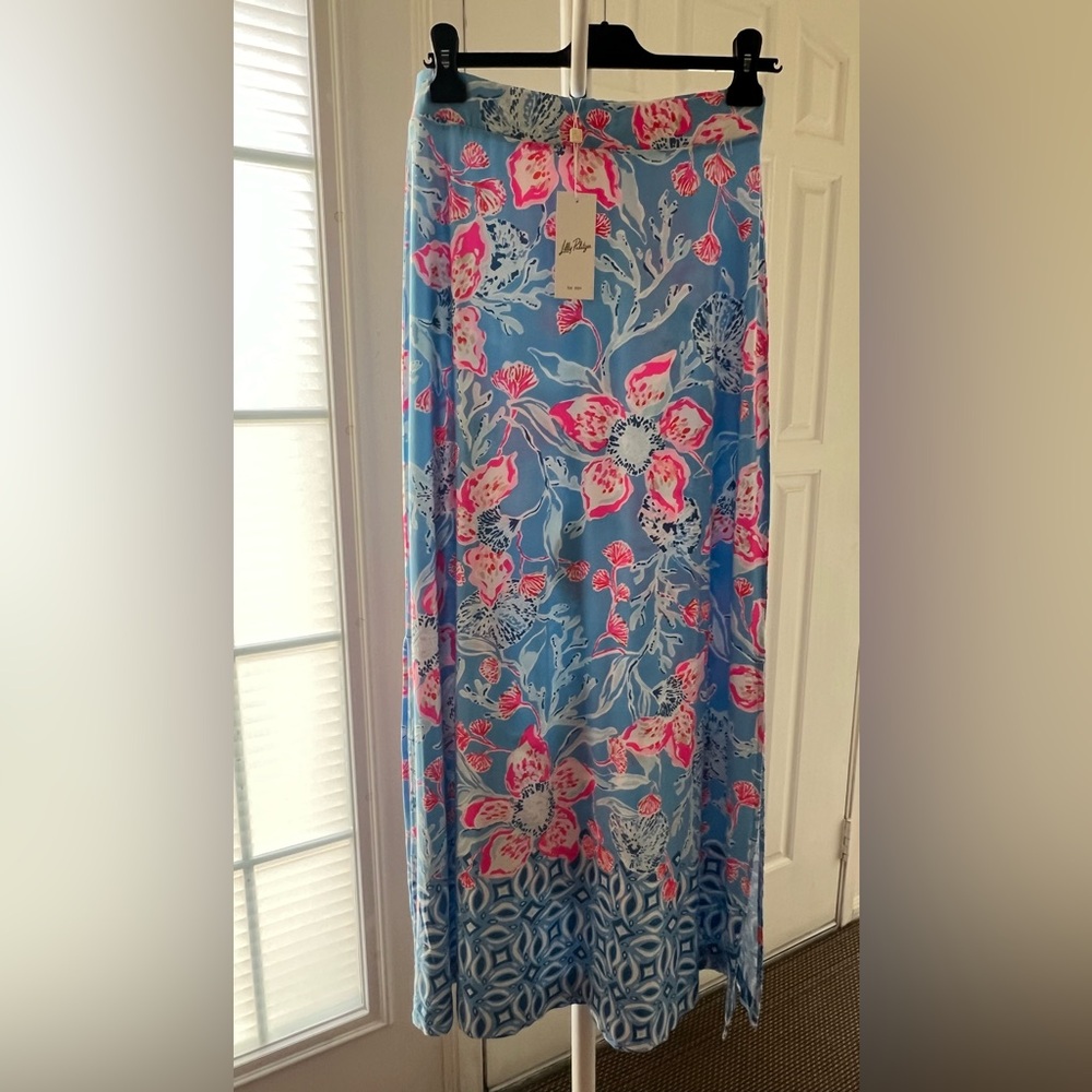 Lilly Pulitzer Blue and White Skirt with Pink Accents